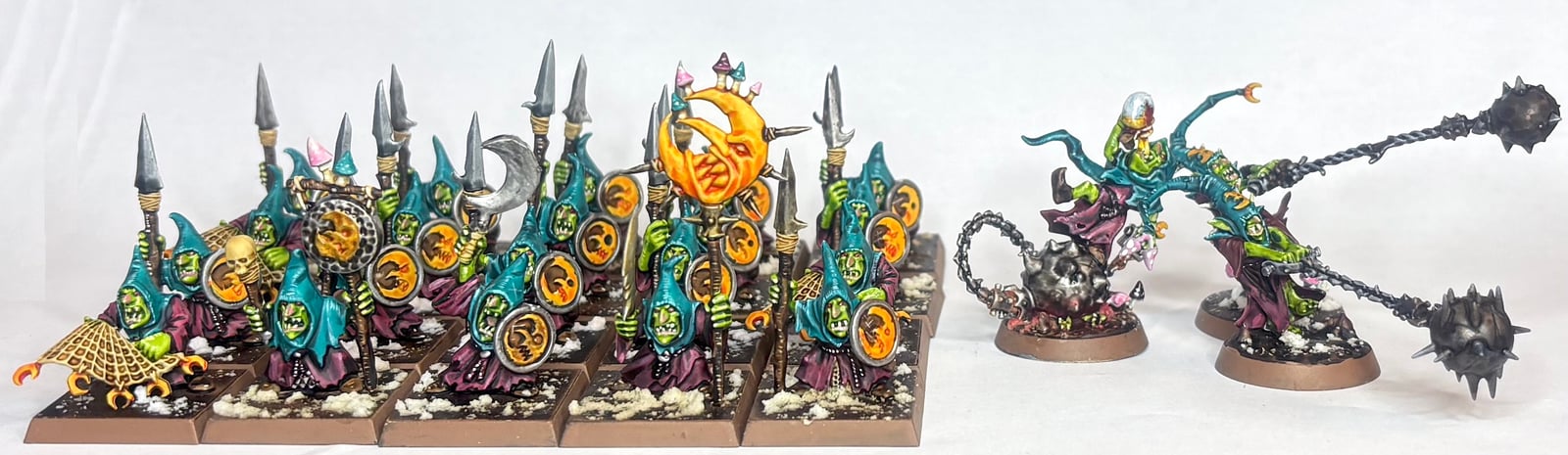 Night Goblins With Spears And Fanatics